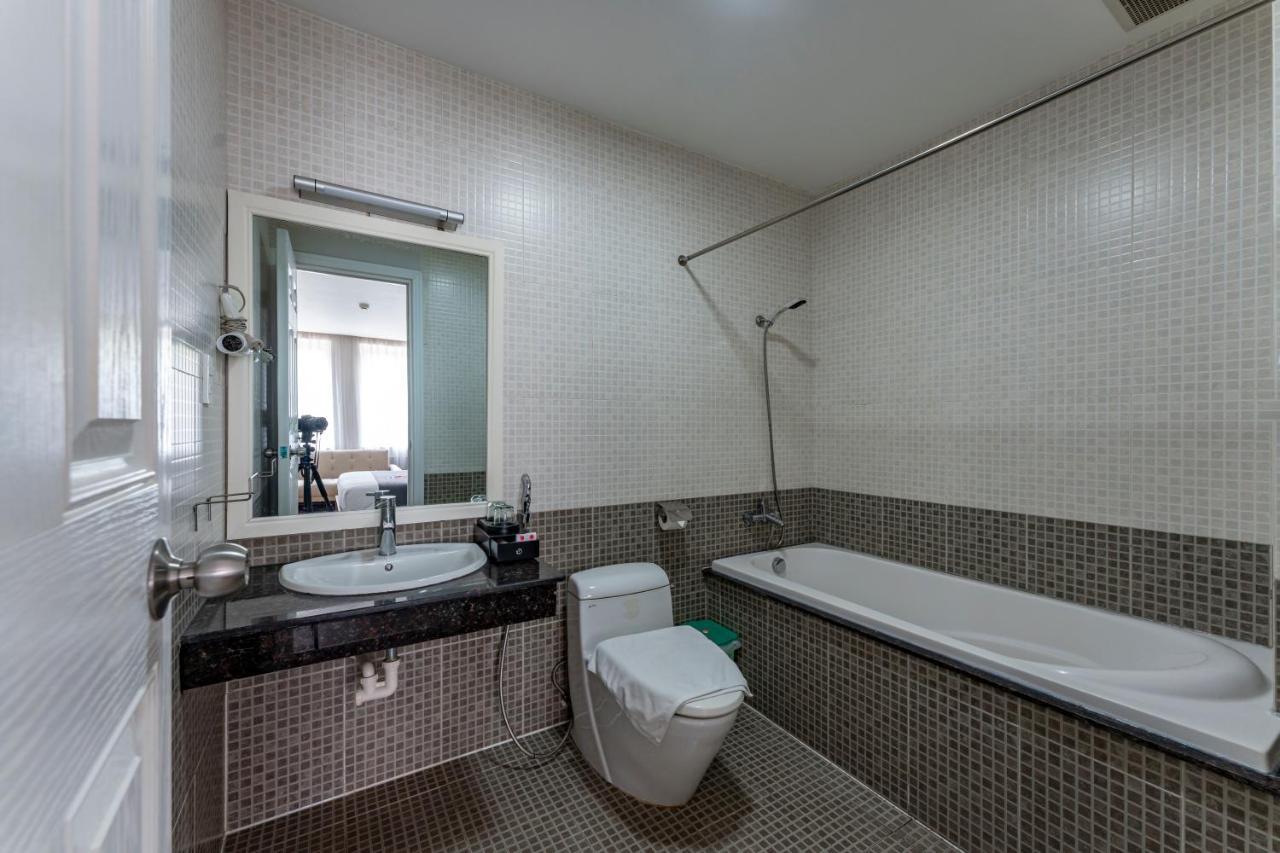 Edoya Hotel Phu My Hung ホーチミン市 エクステリア 写真