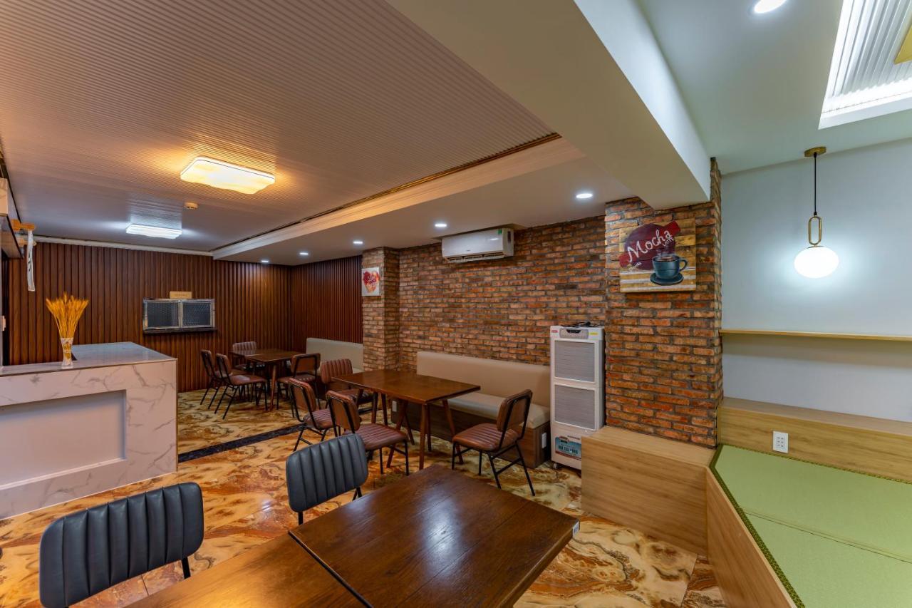 Edoya Hotel Phu My Hung ホーチミン市 エクステリア 写真
